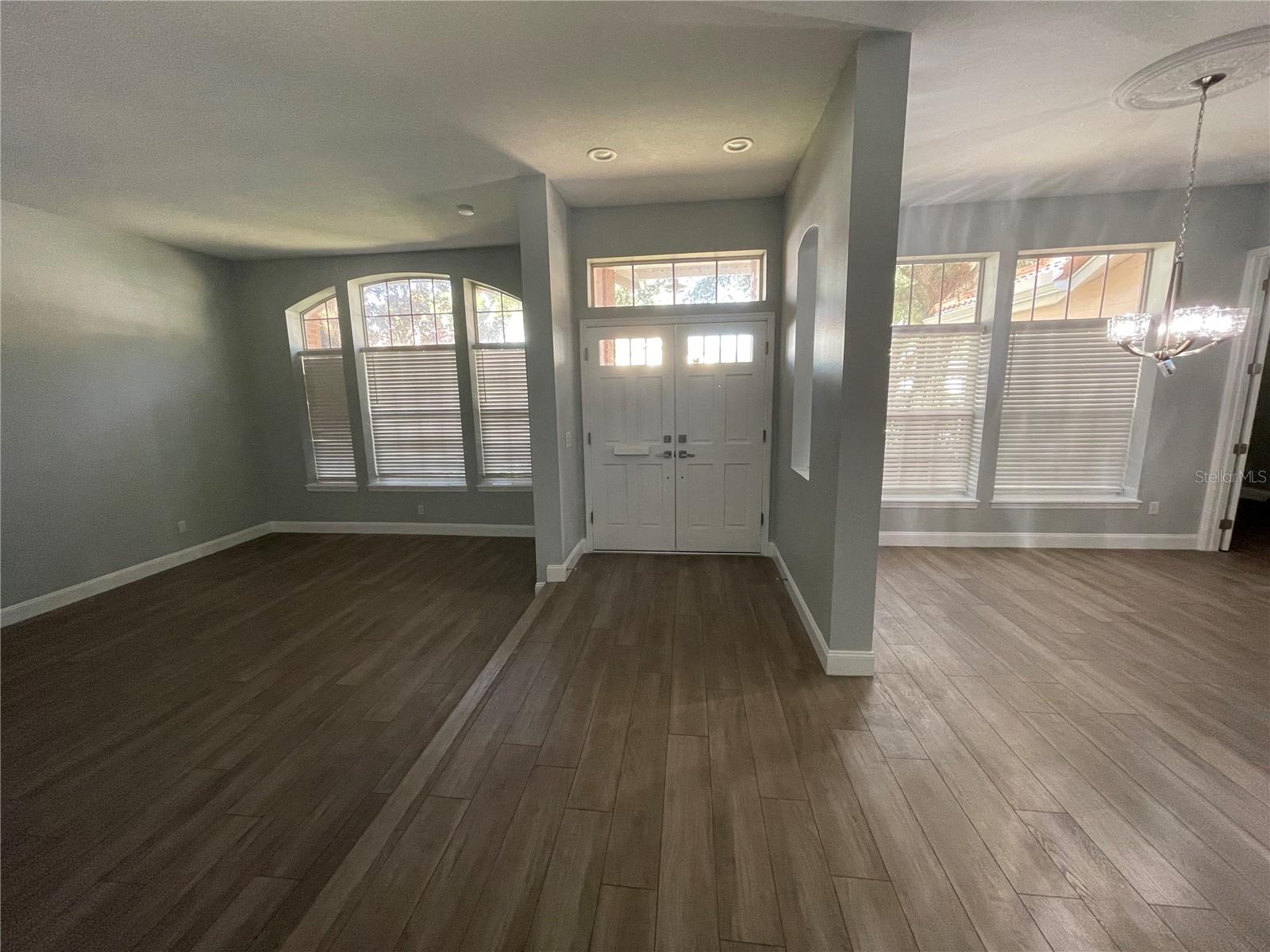 Living room & Formal Dining