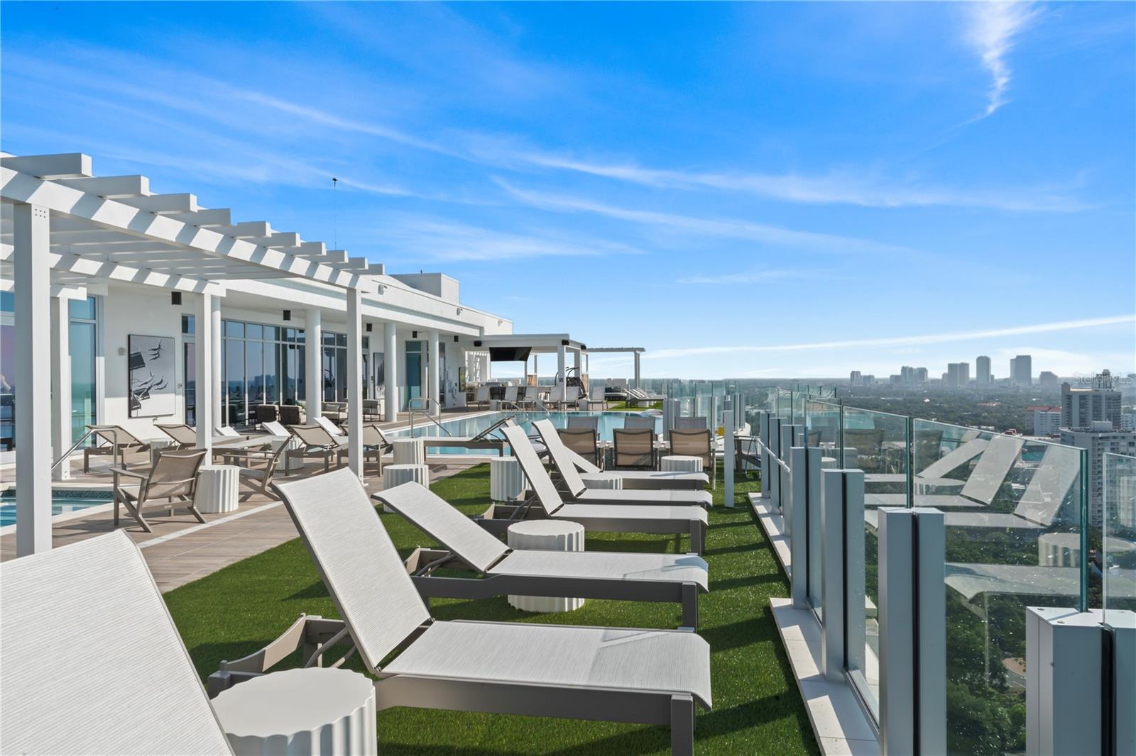 Rooftop Amenities