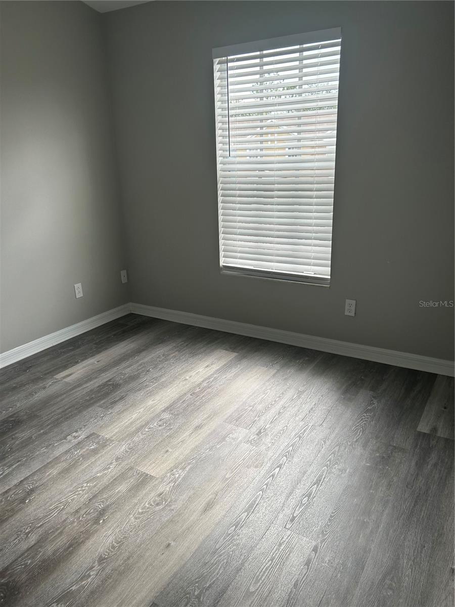 front bedroom facing street