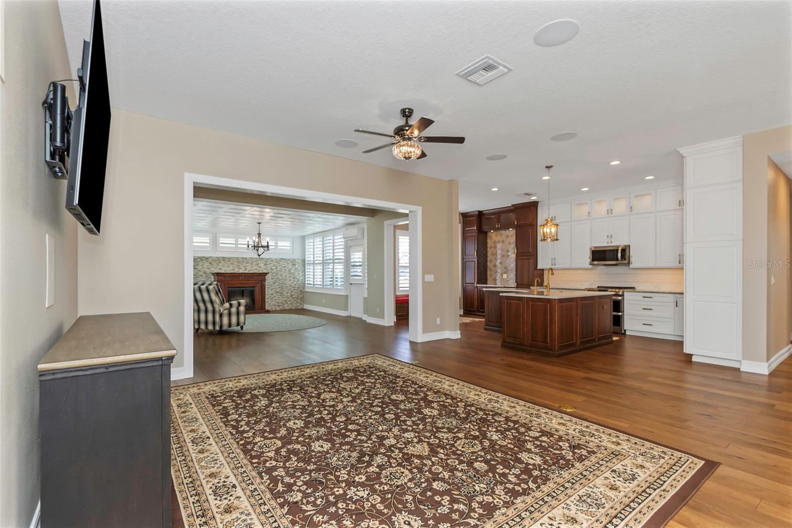 Living room, kitchen, sunroom