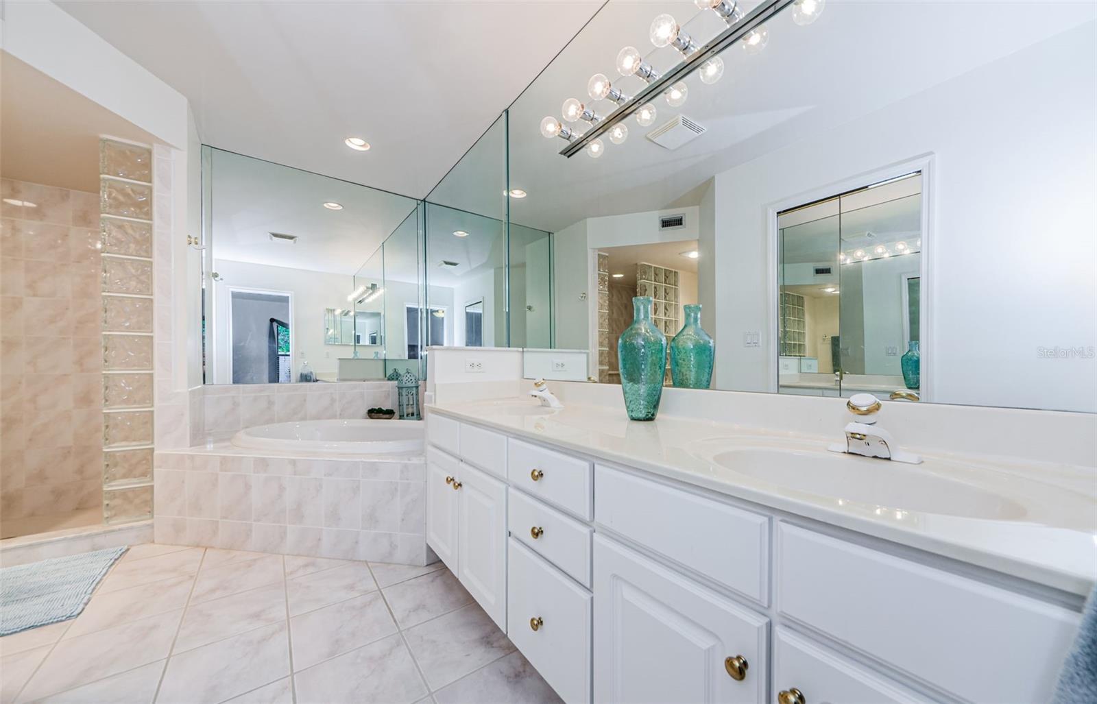 Mornings are a breeze in the large master bath!