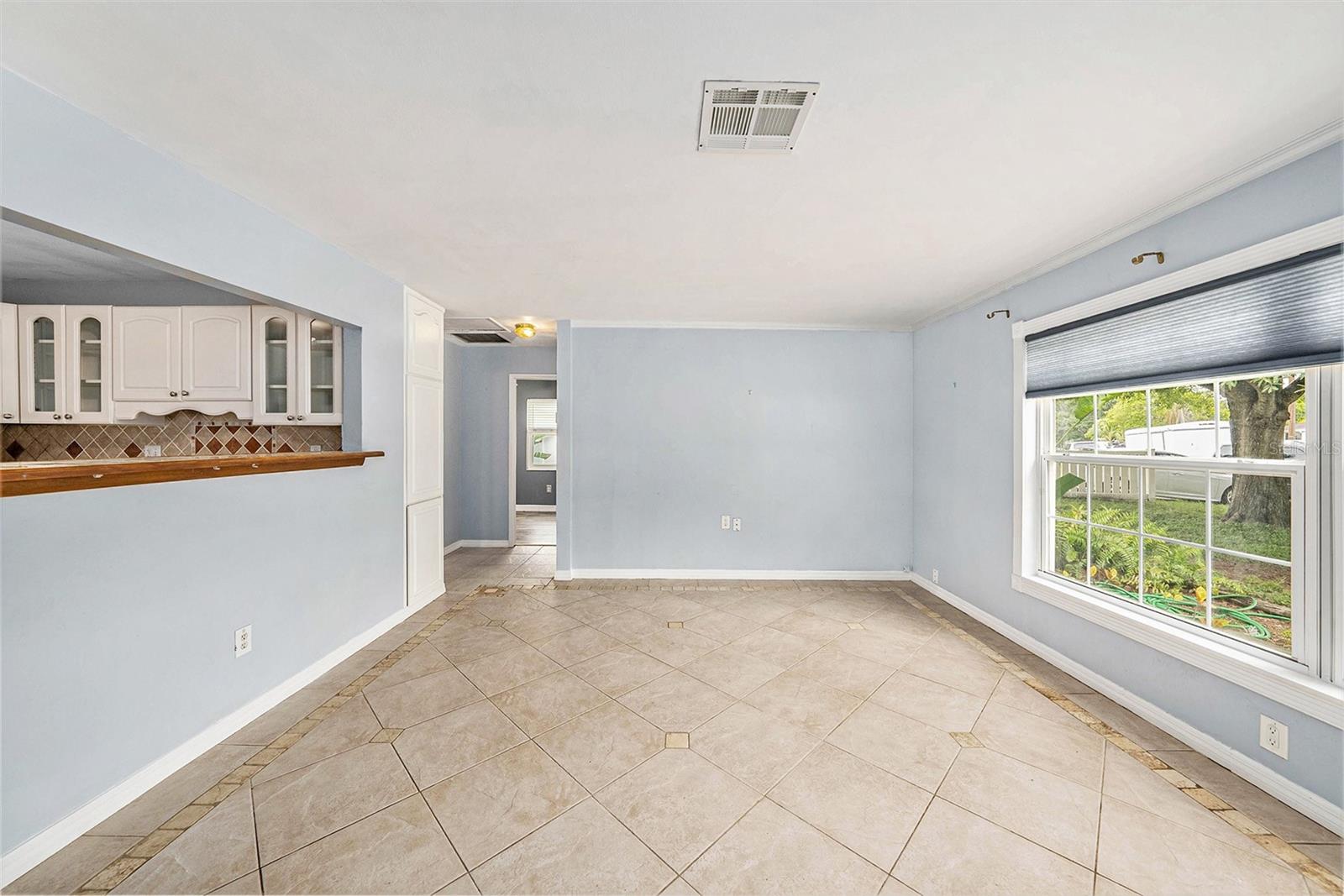 Great spot for gathering! Tile floors with stone inlay.