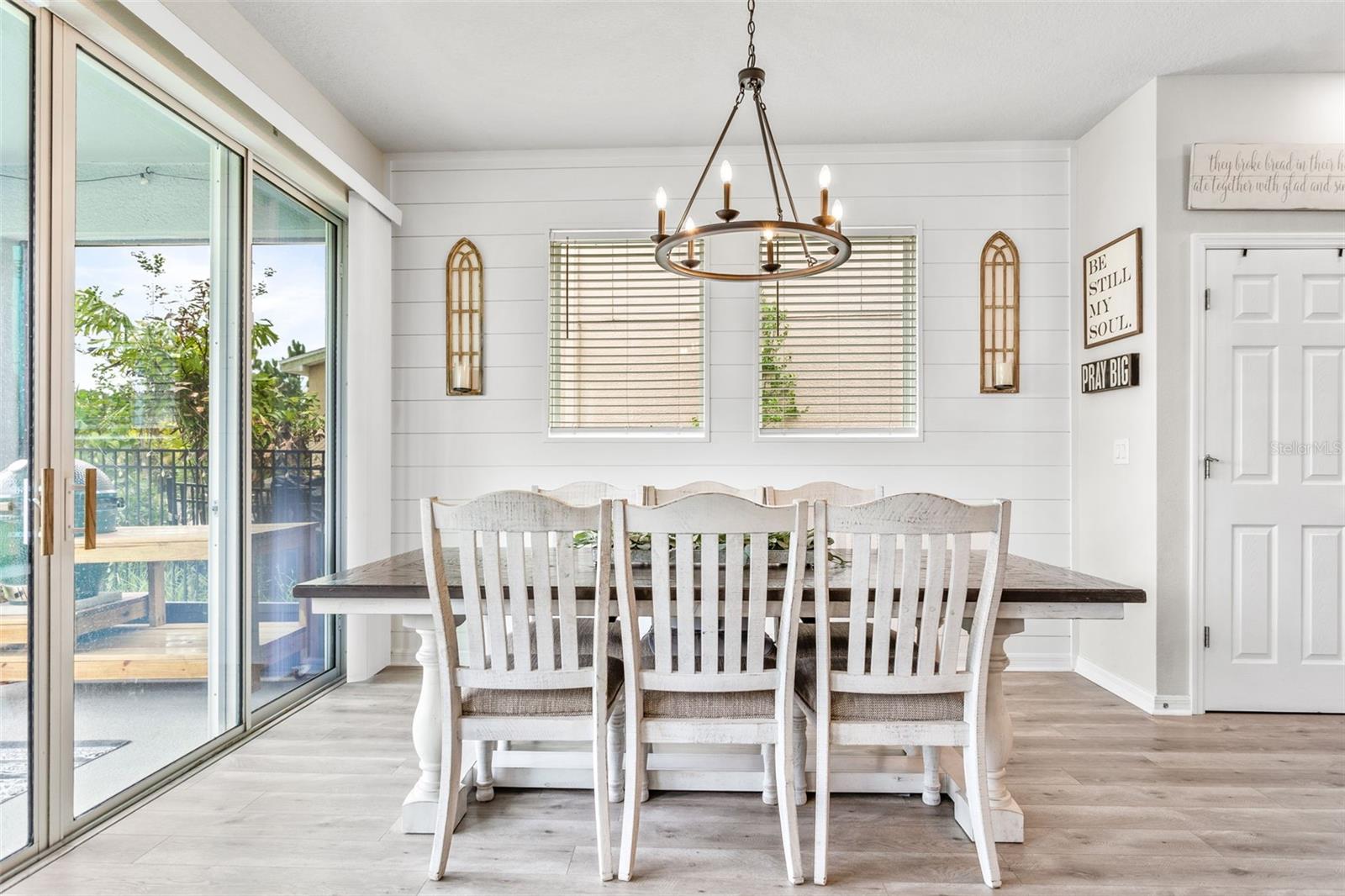 Dining area with sliding glass doors on to lanai