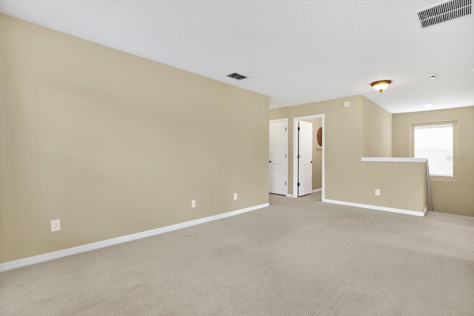 Upstairs Loft/Bonus Room