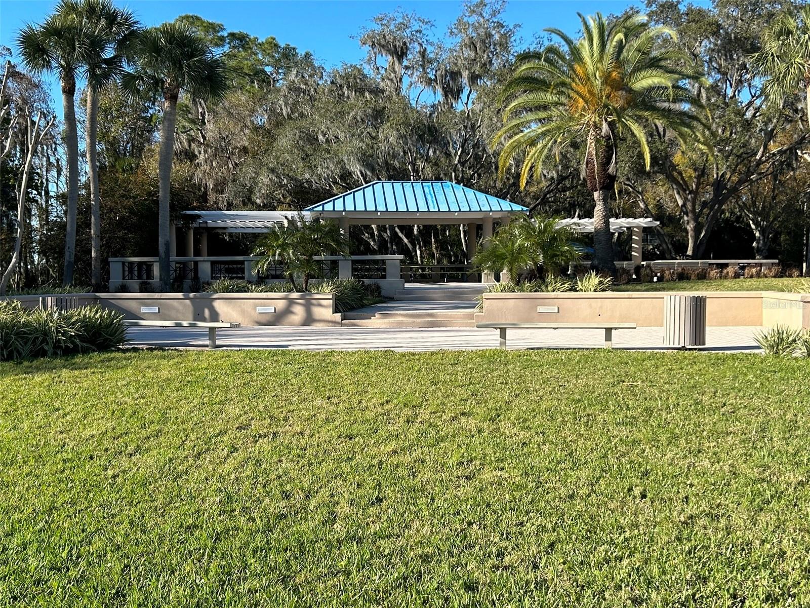 Pavilion at Lakefront Park