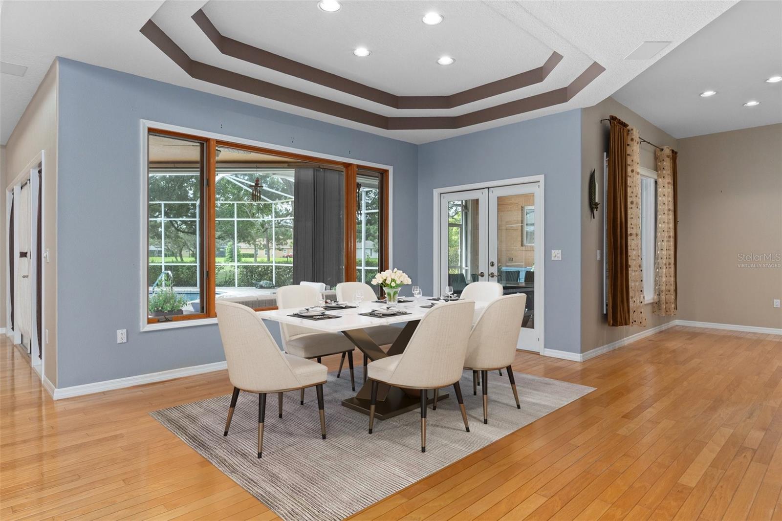 DINING AREA VIRTUALLY STAGED