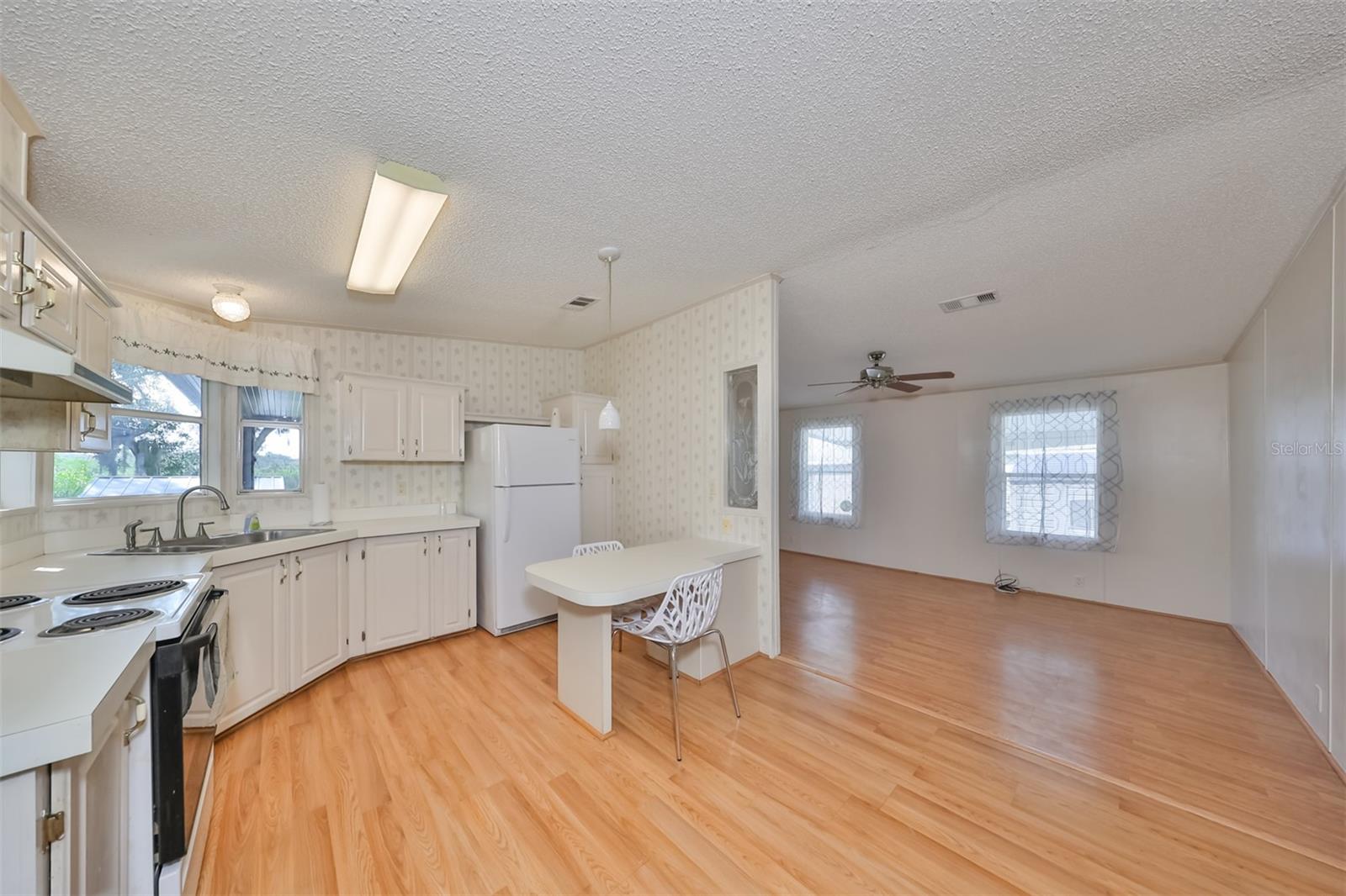 Kitchen to dining room