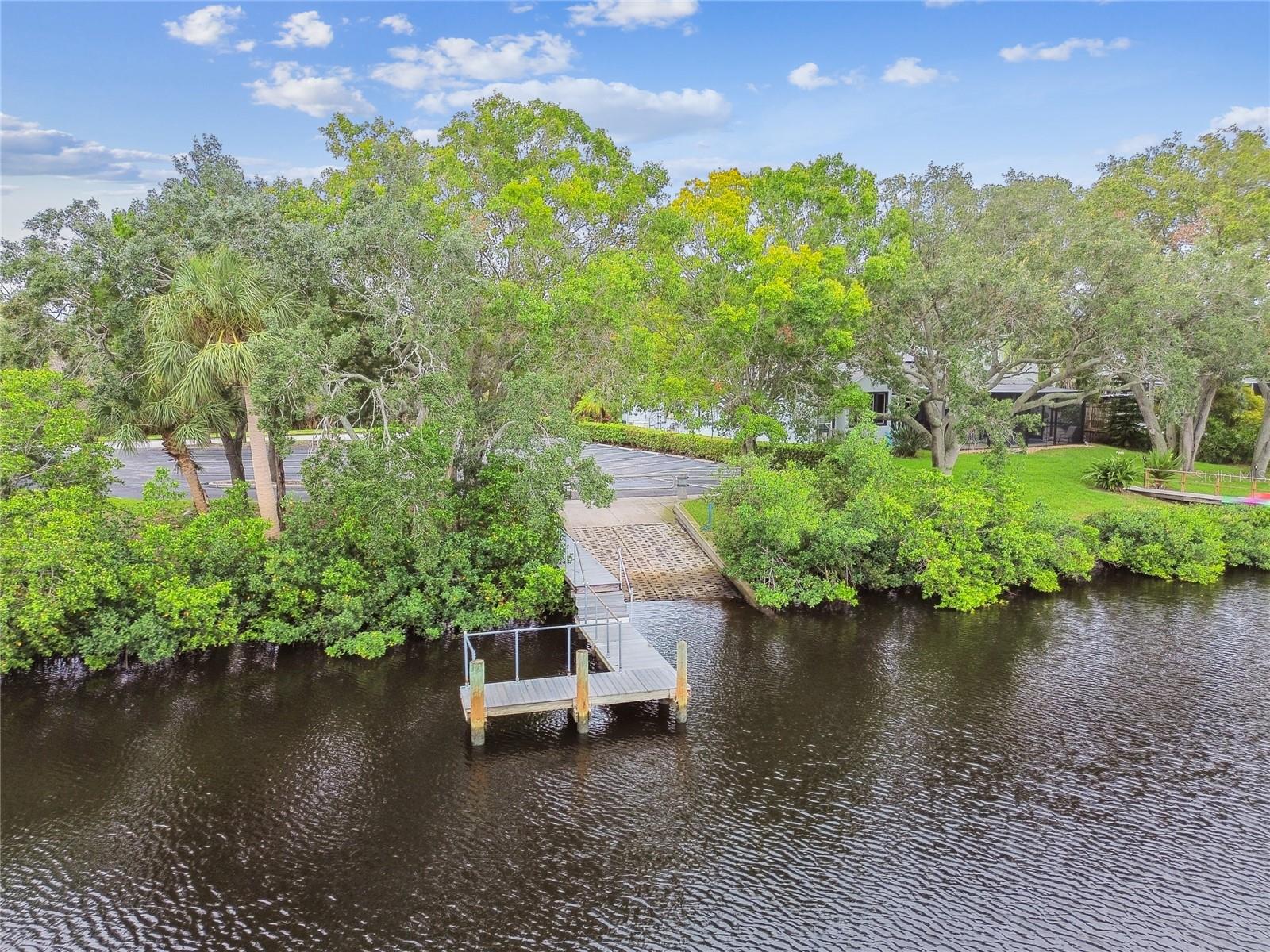 Community boat launch