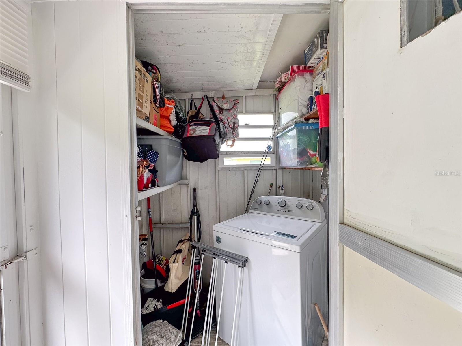 laundry in lanai