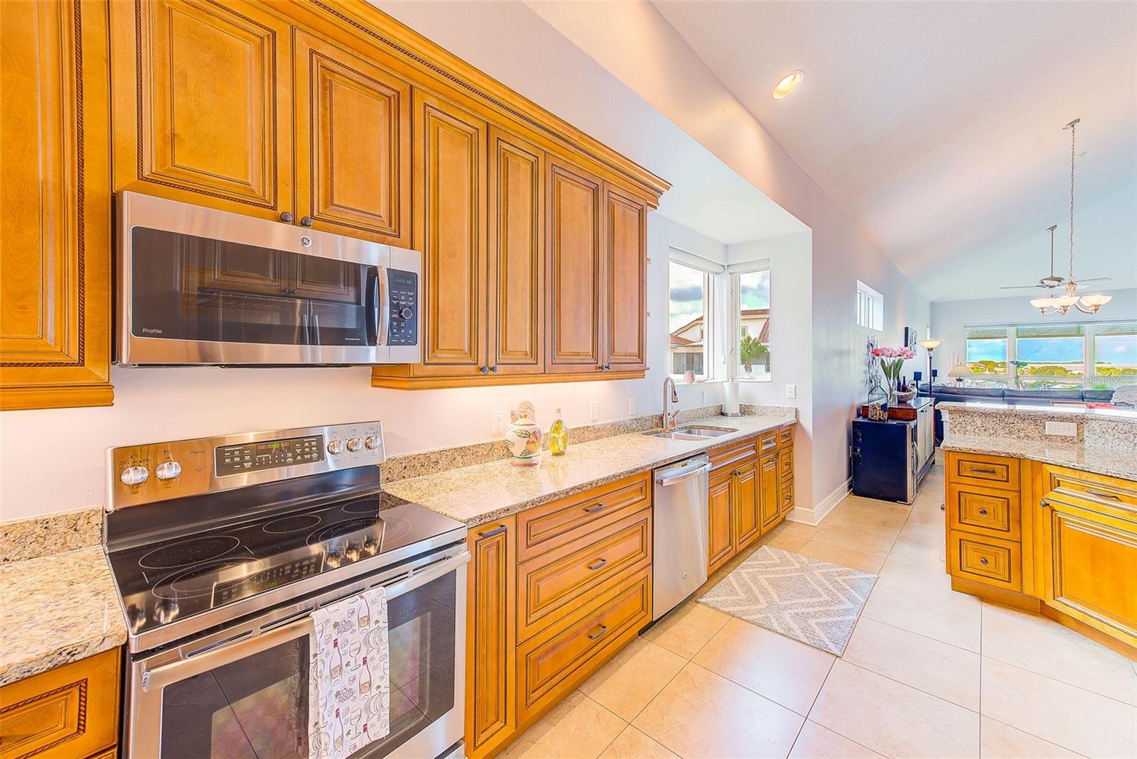 Kitchen with lots of storage and cooking space