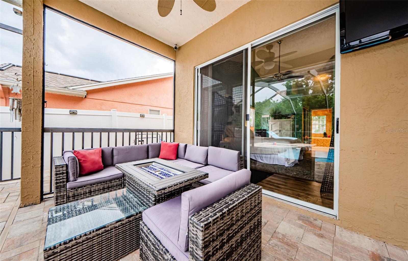 Large Covered Lanai off Master