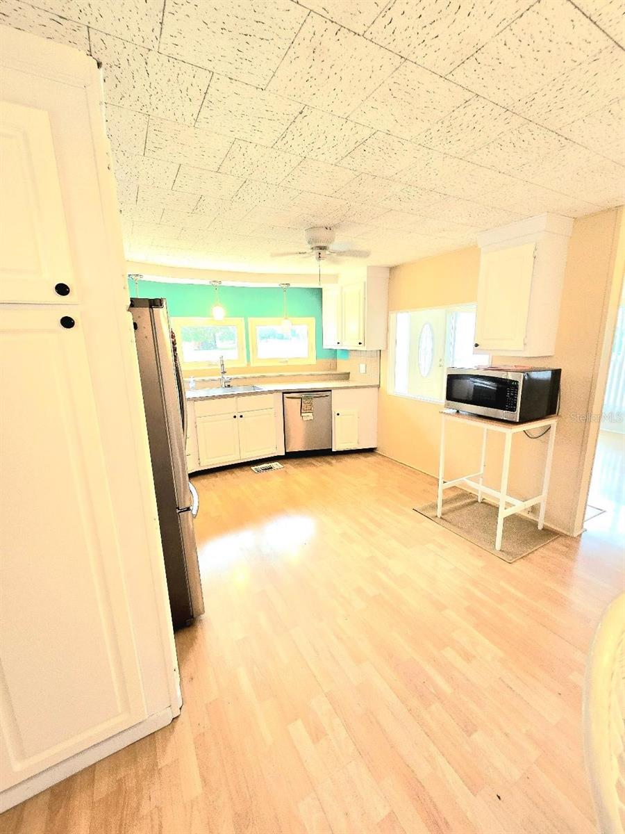 Bright and spacious kitchen.