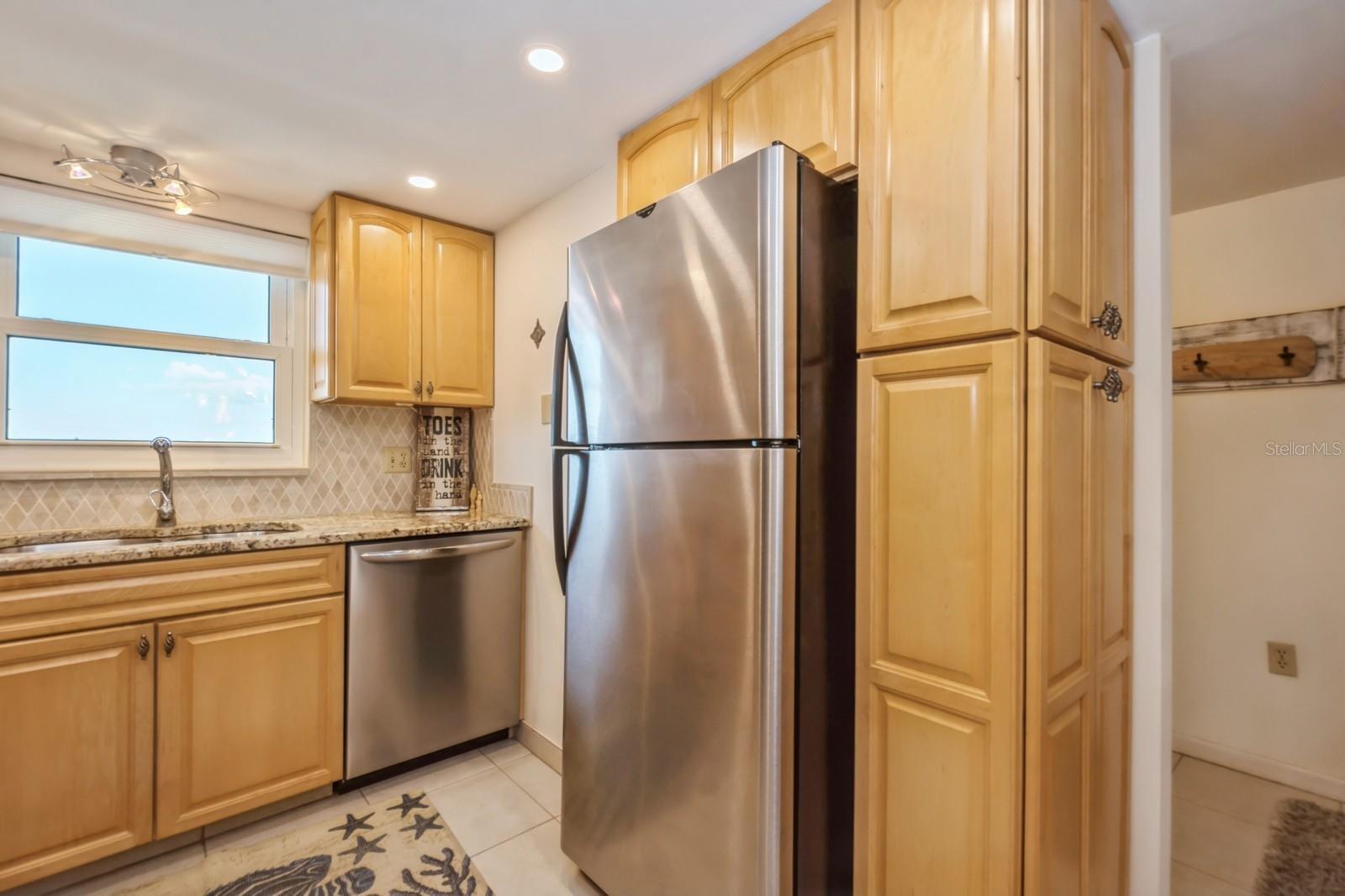 Lots of kitchen storage