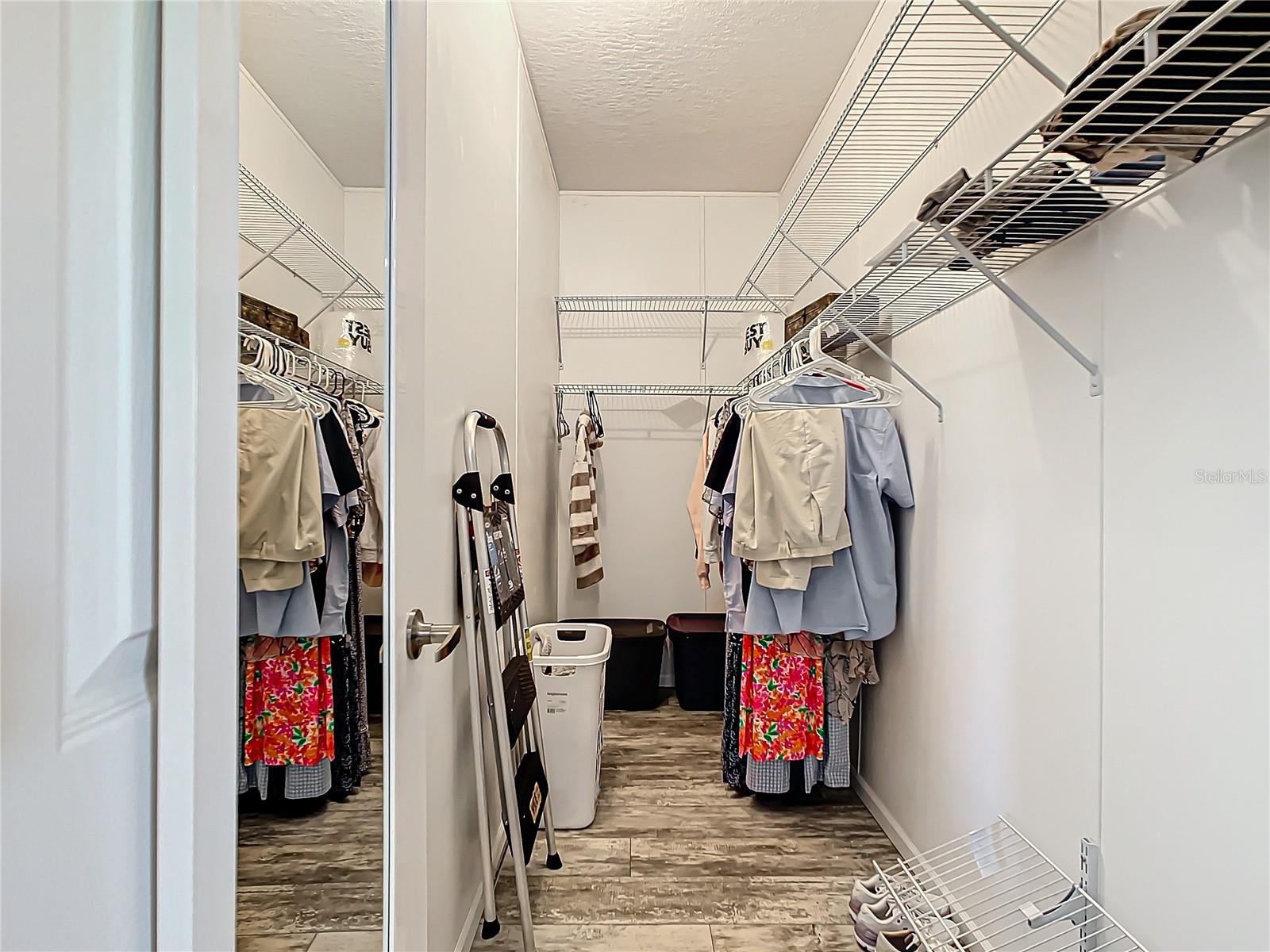 Walk in closet