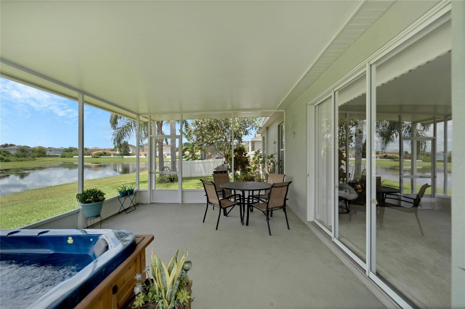 Enclosed Lanai with Spa