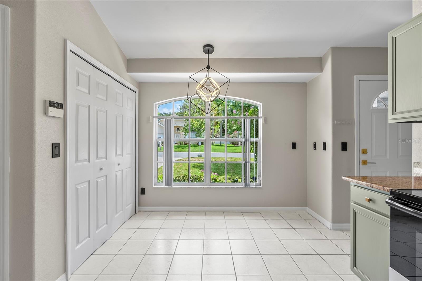 Dining space in kitchen