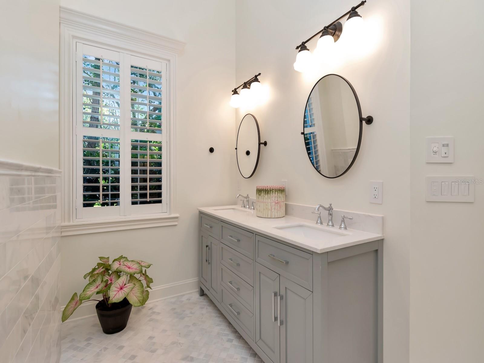 Recent Marble, stone and ceramic grey and white bath