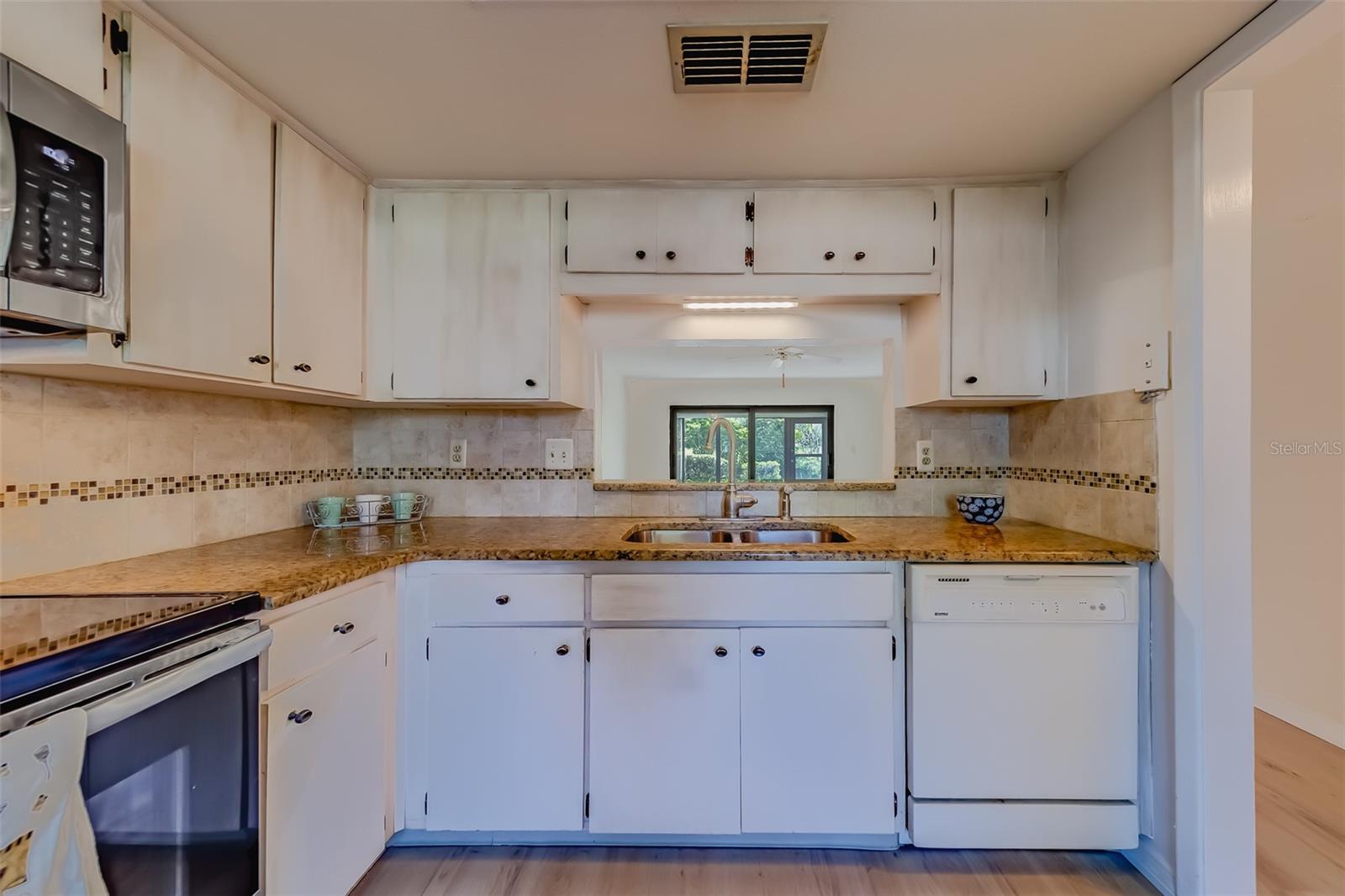 Updated Kitchen with Stainless Steel Appliances