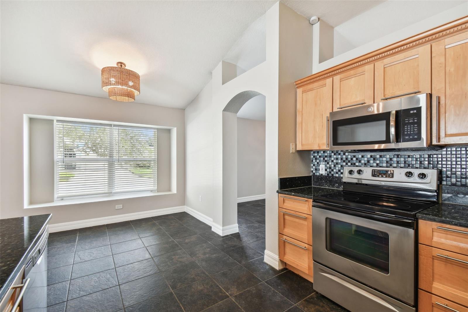 Kitchen/BK Nook w/picture window