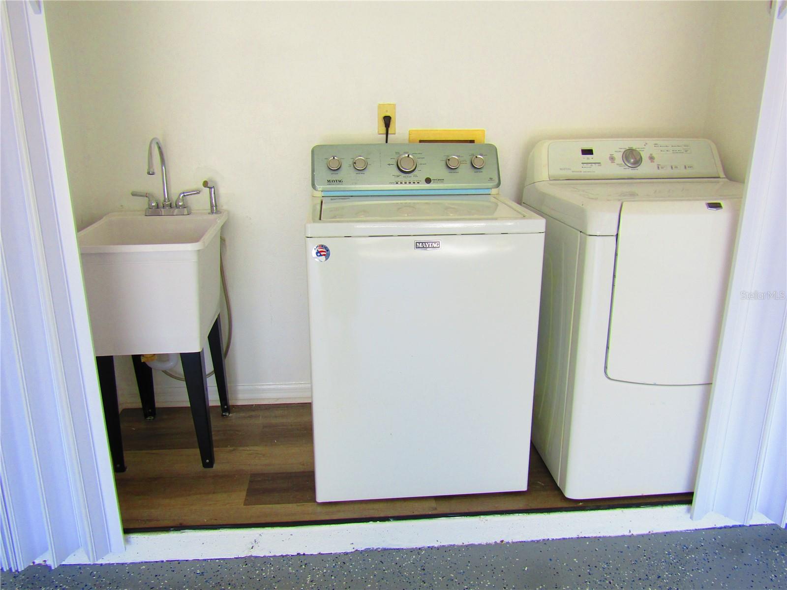 Washer/Dryer and Utility Sink