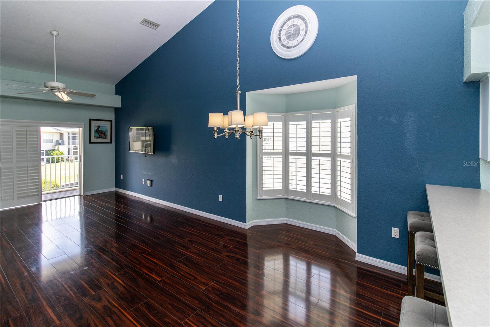 Living room / dining room combo