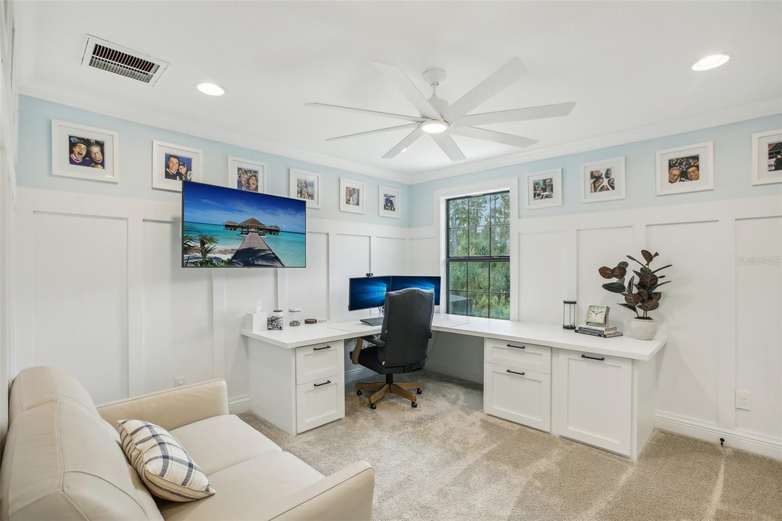 Upstairs bedroom/office with custom built in desk