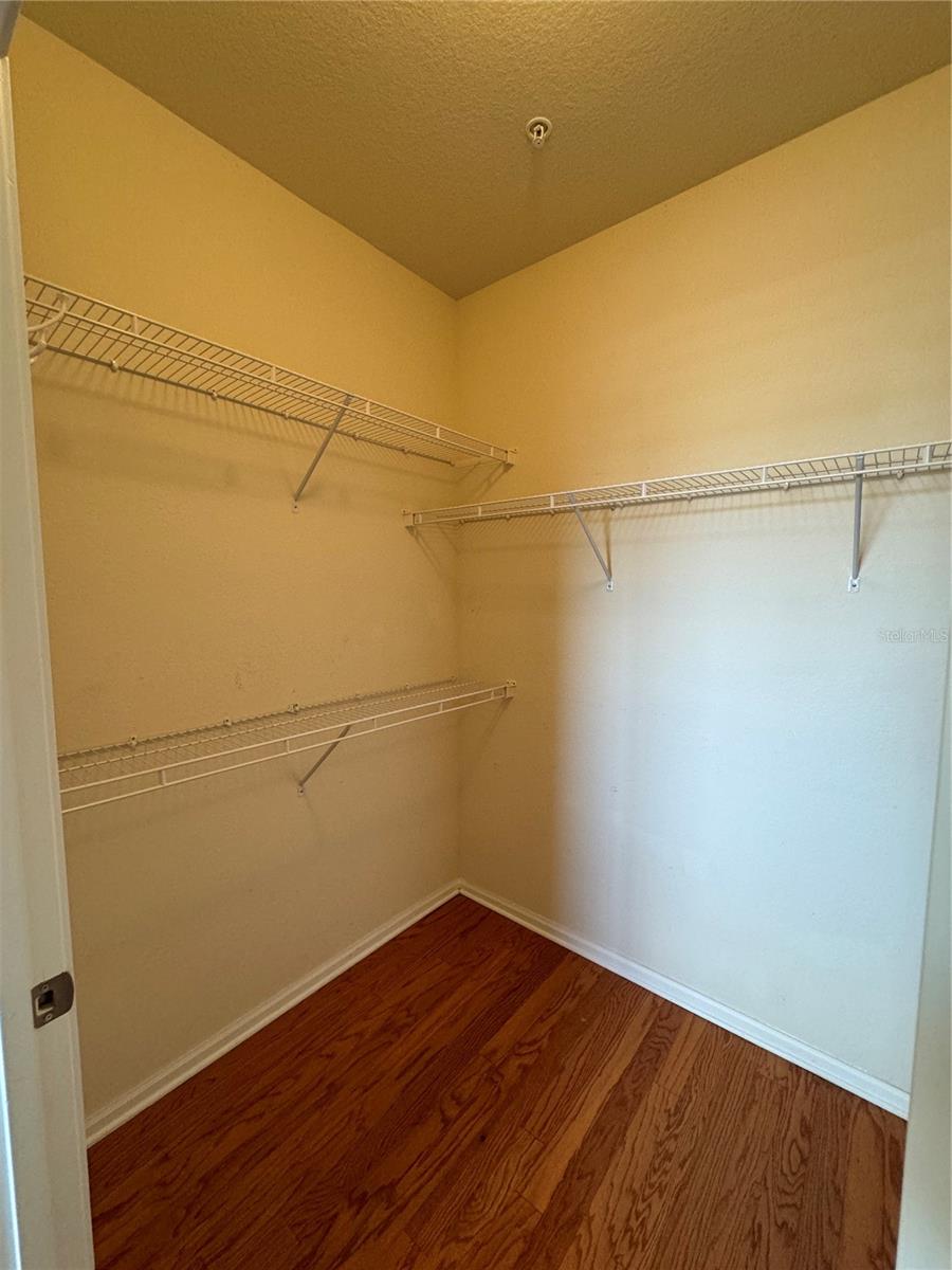 MAIN BEDROOM WALK-IN CLOSET