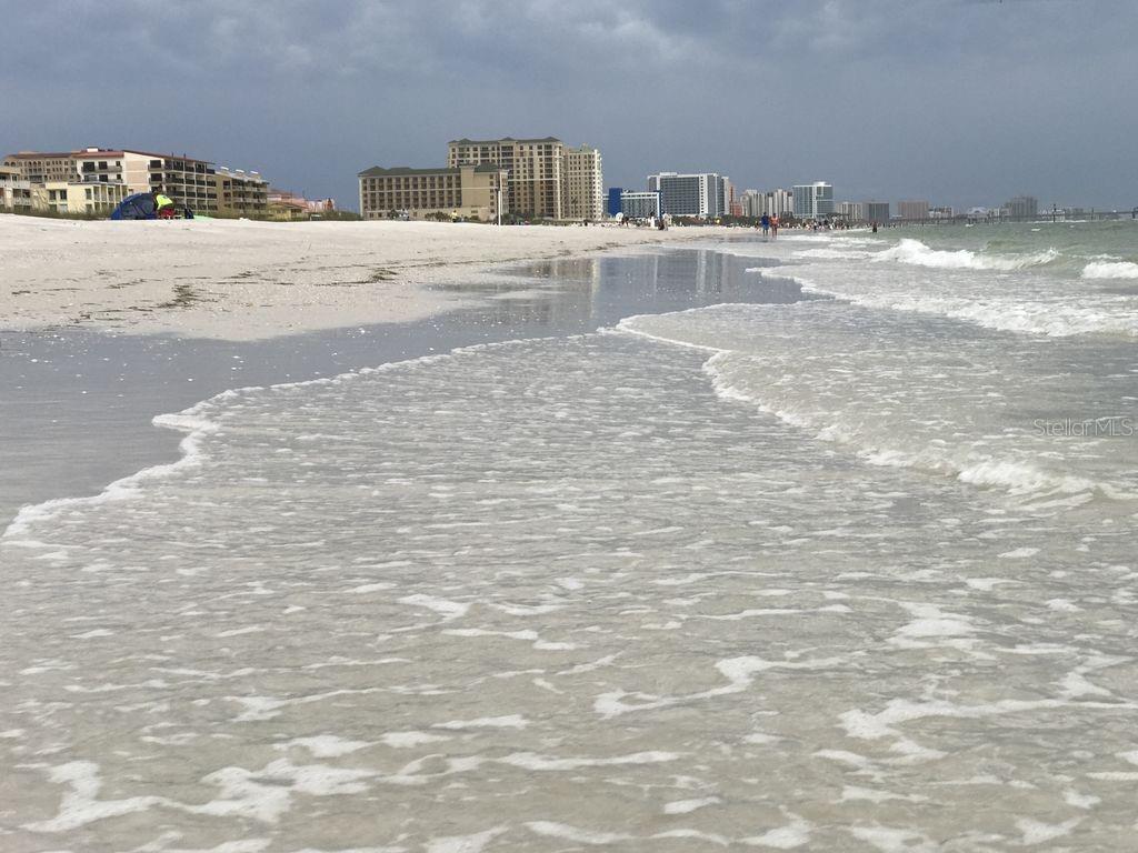 WHITE SANDY BEACHES