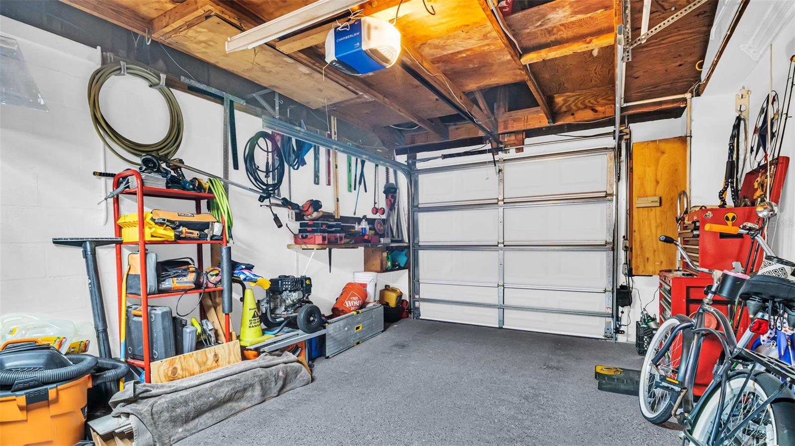 garage