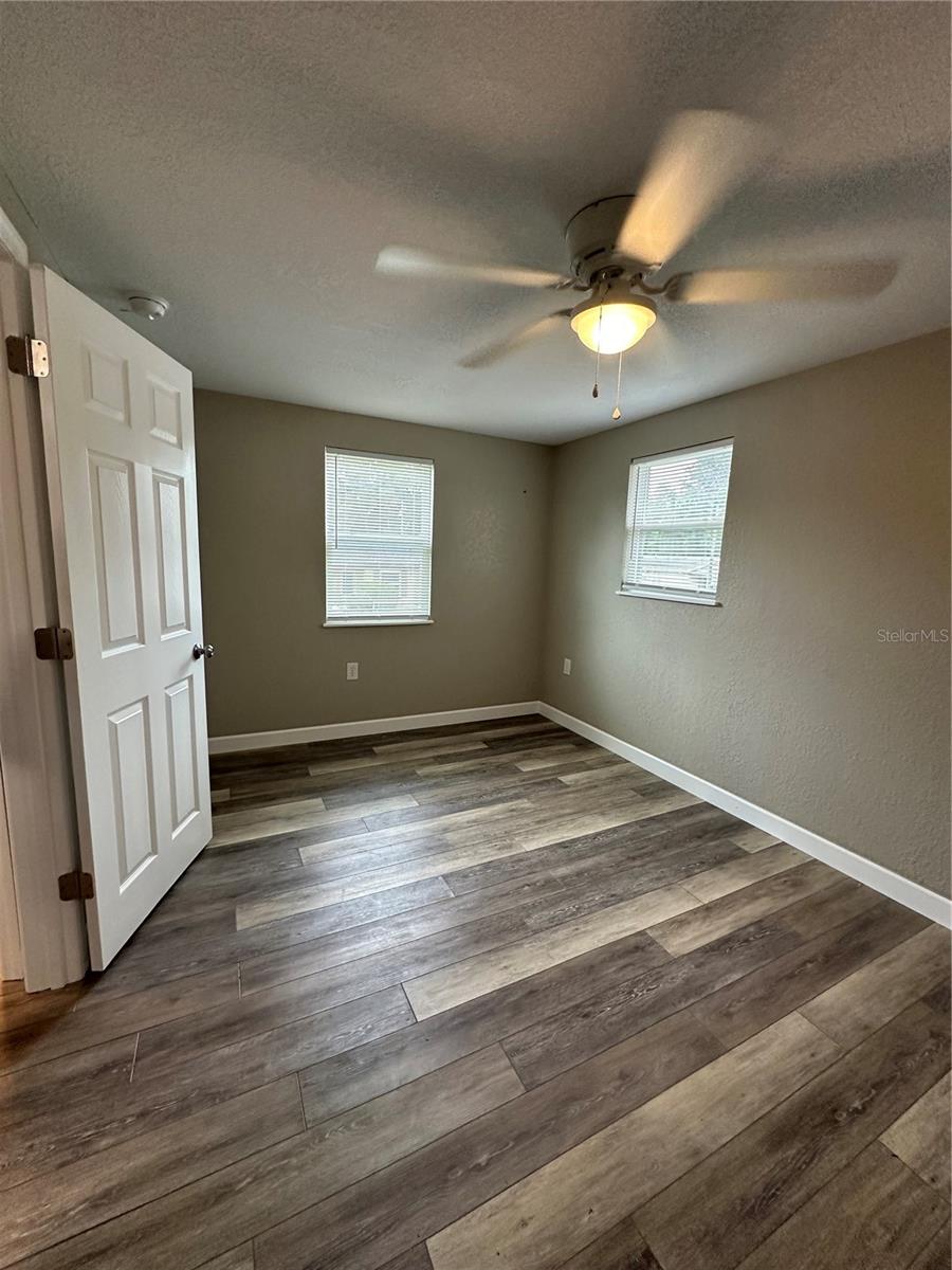 Upstairs primary bedroom