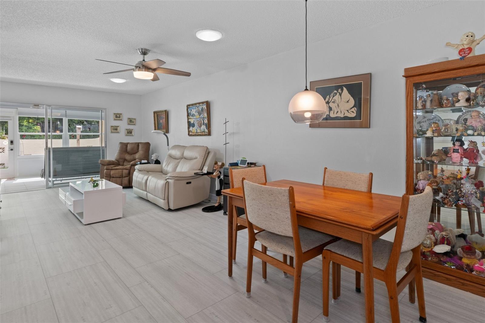 DINING AREA & LIVING ROOM COMBO