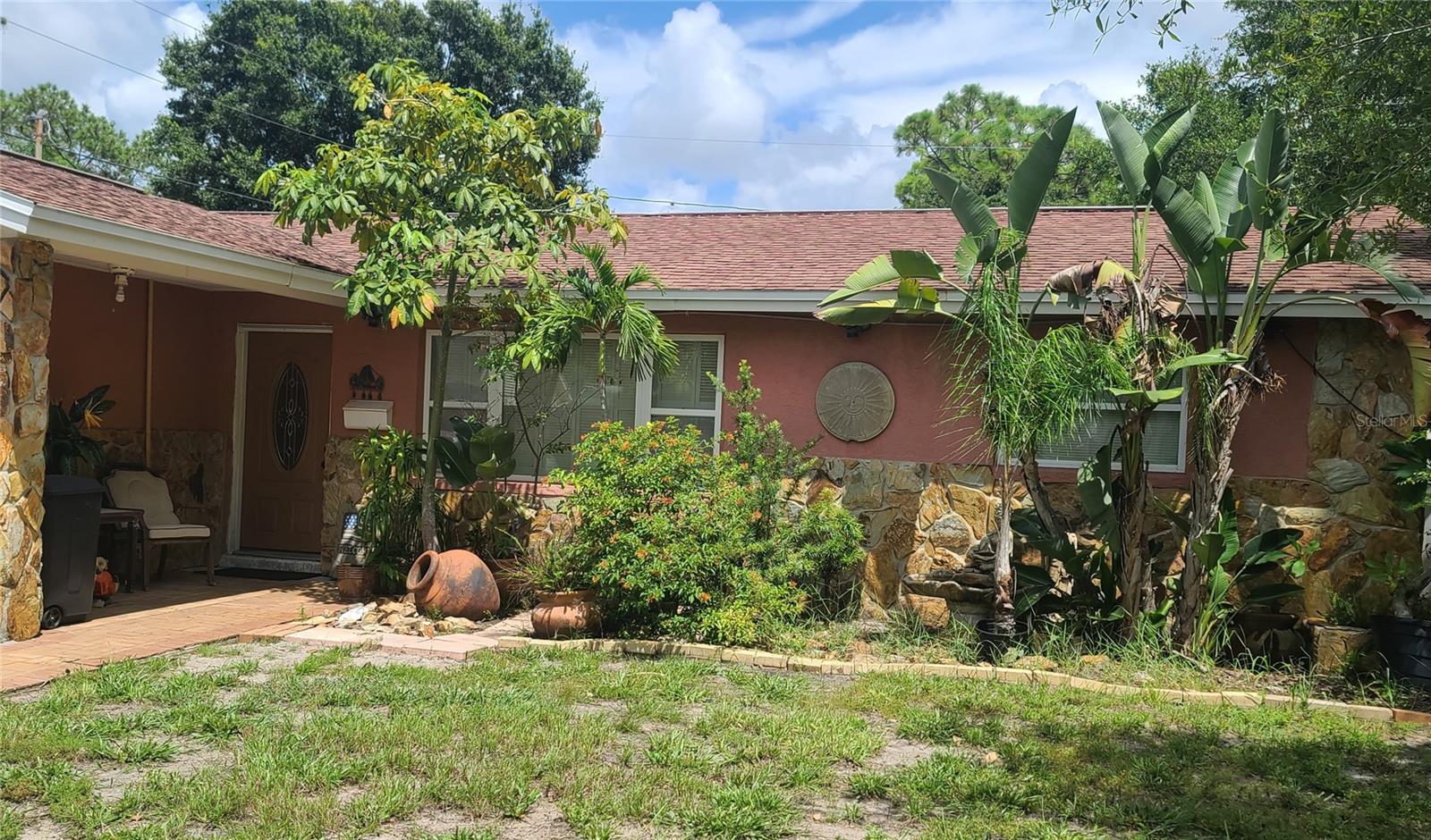 Front Yard & Door