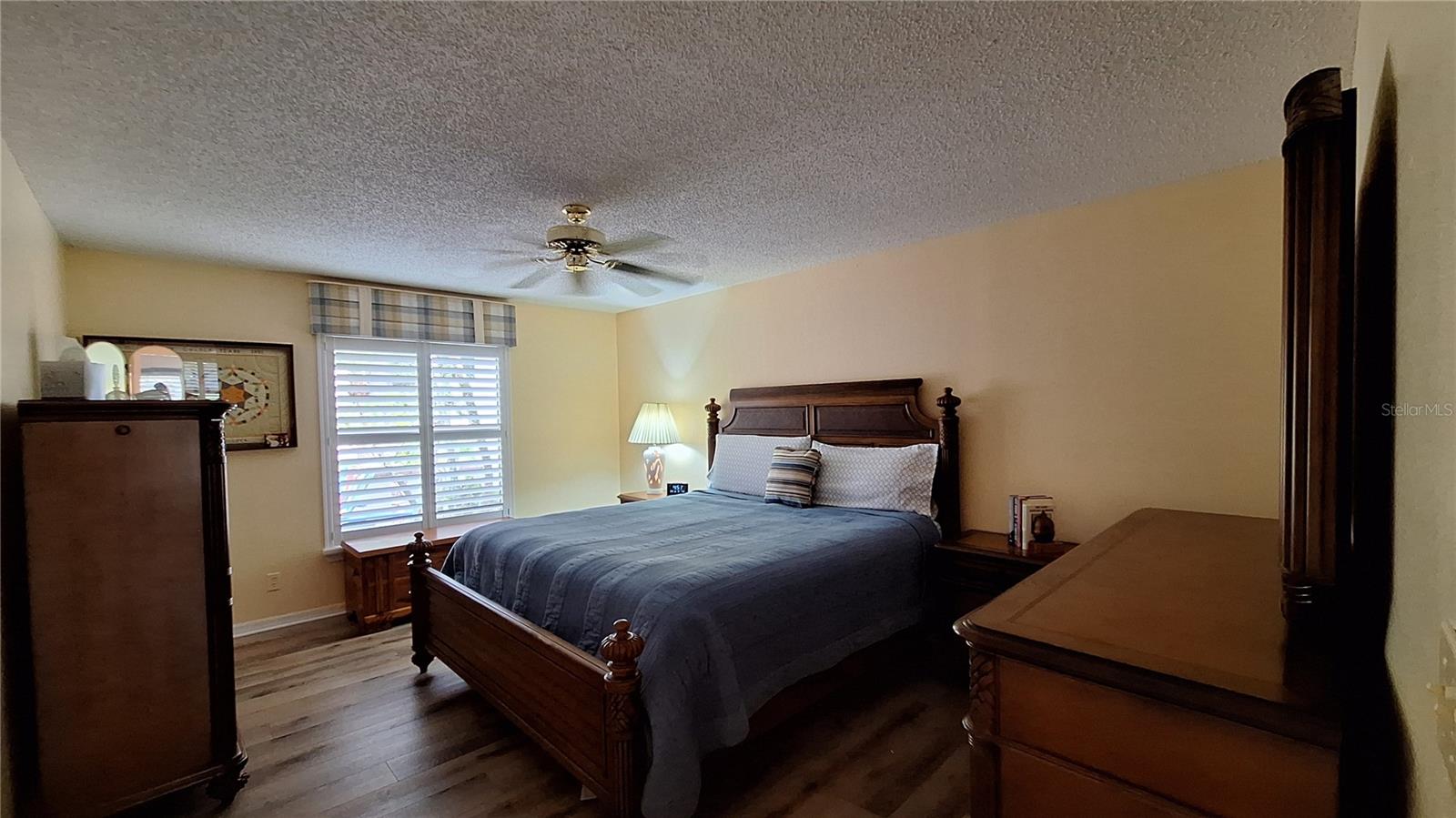 Secondary bedroom with Plantation Shutters