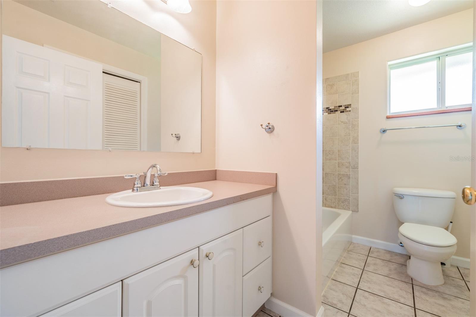 Spacious Guest bathroom