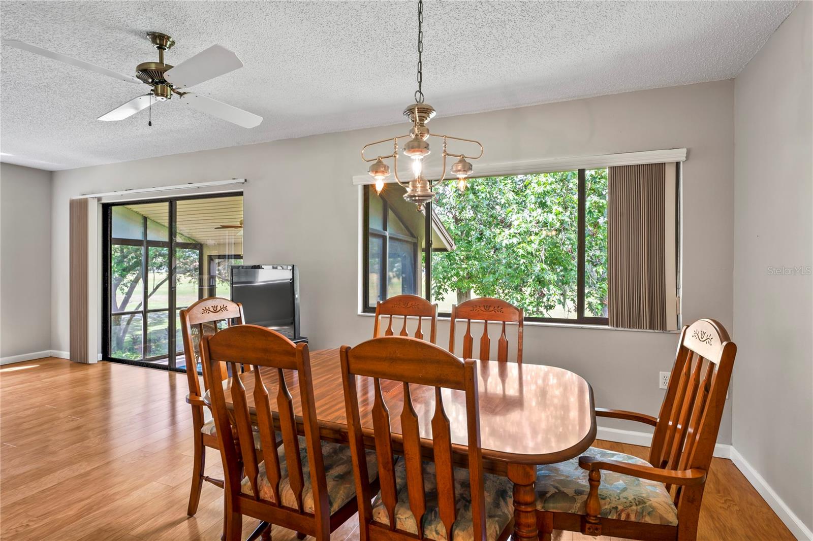 Dining room table and chairs convey if wanted.