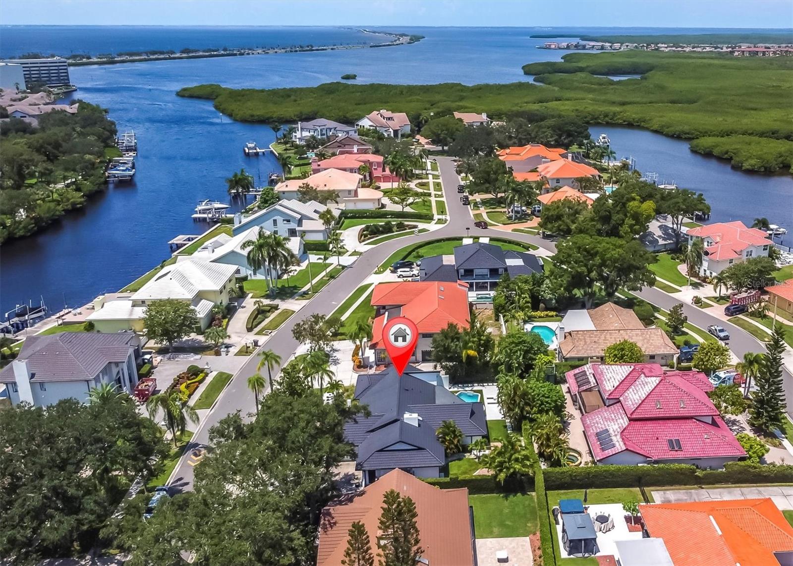 The gated community of Pelican Island