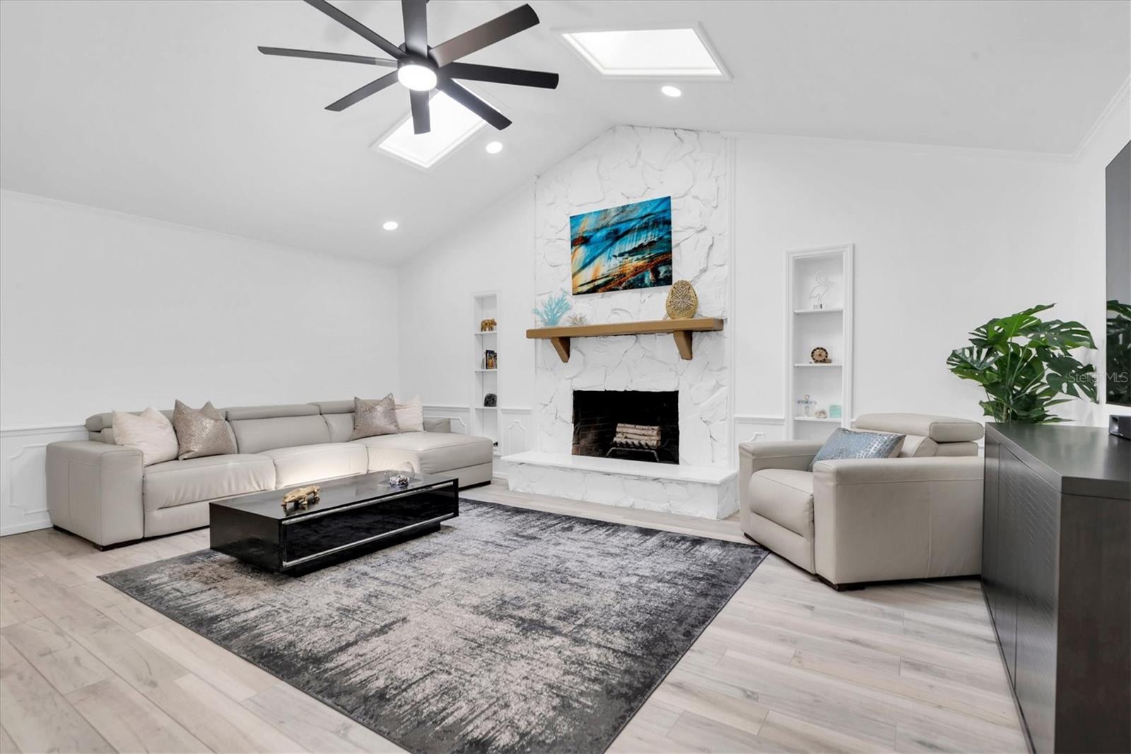 Family room with vaulted ceilings