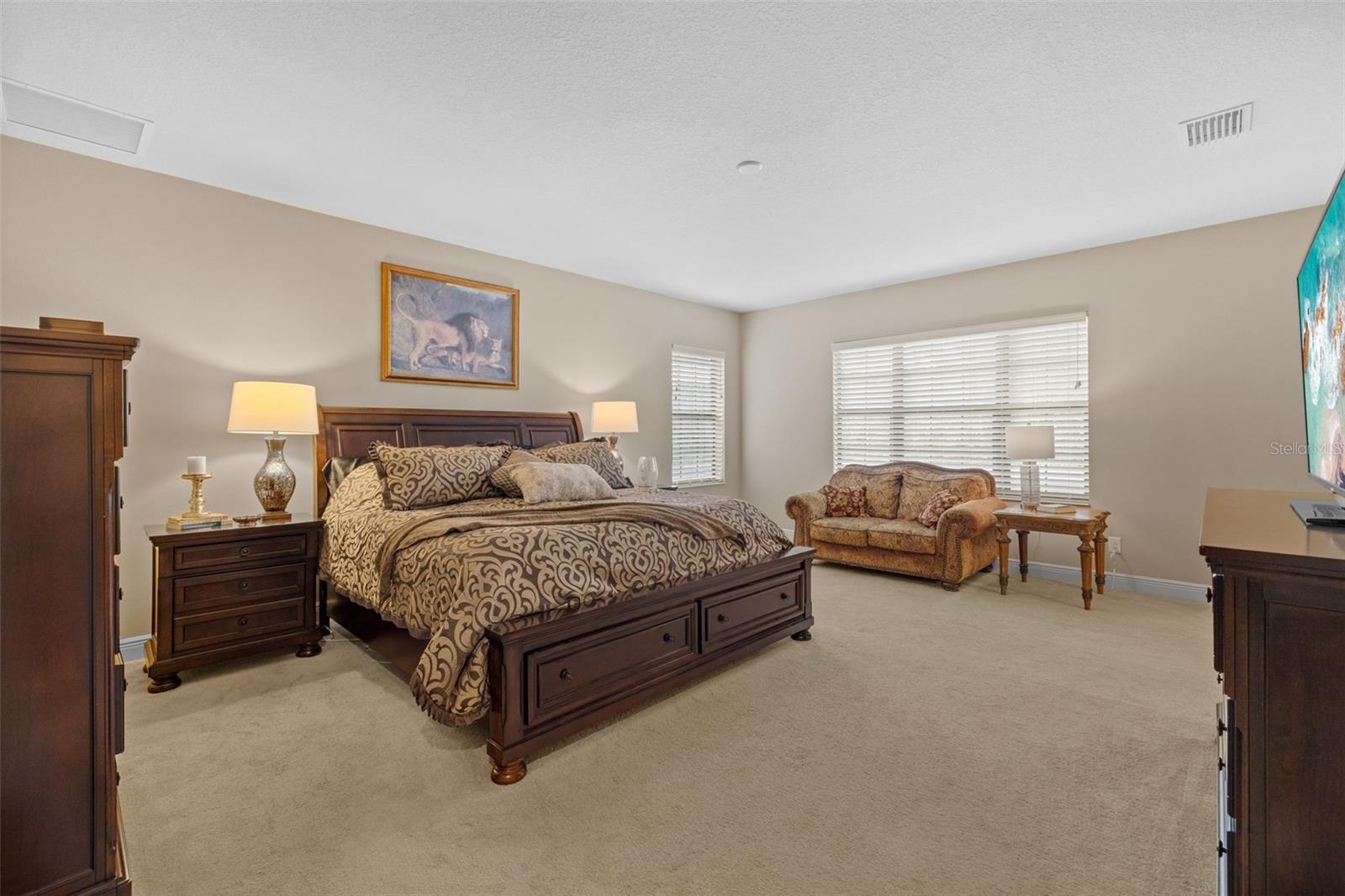 Spacious primary master suite