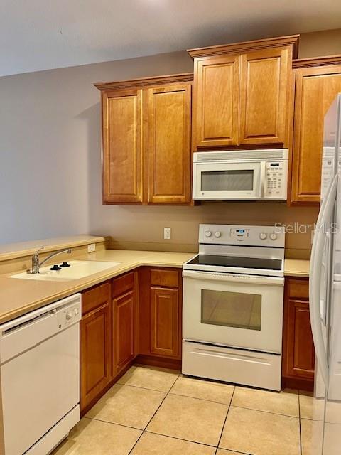 Dishwasher & ceramic Sink