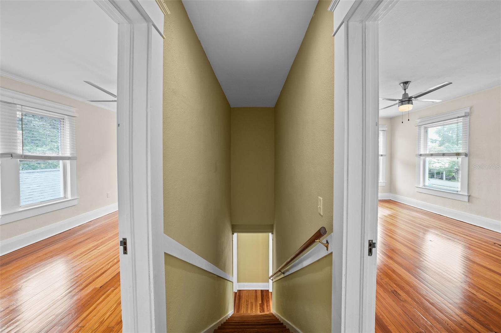 Classic Bungalow staircase between the two upstairs bedrooms