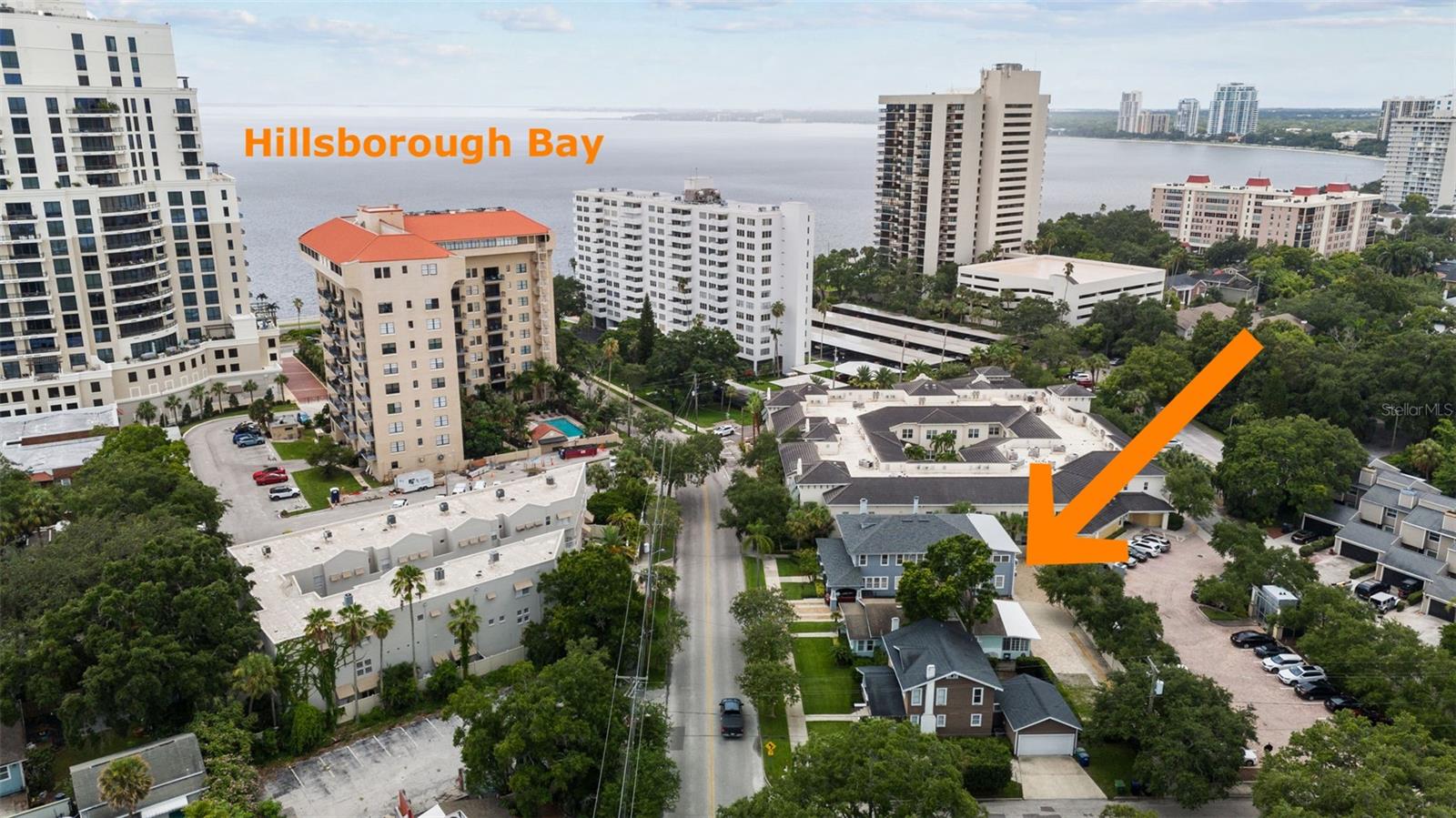 1.5 blocks to Bayshore Blvd/Bay