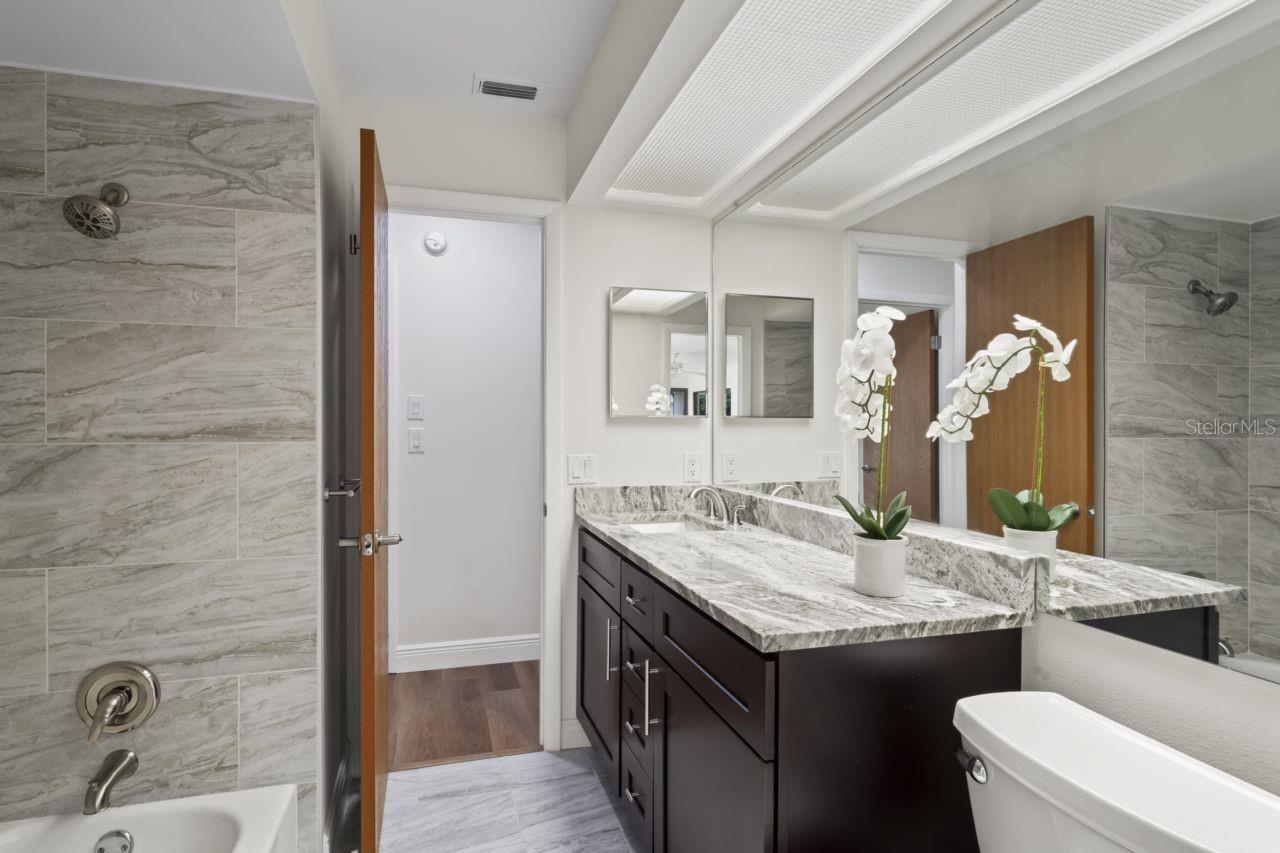 Second Bathroom Tub/Shower combo