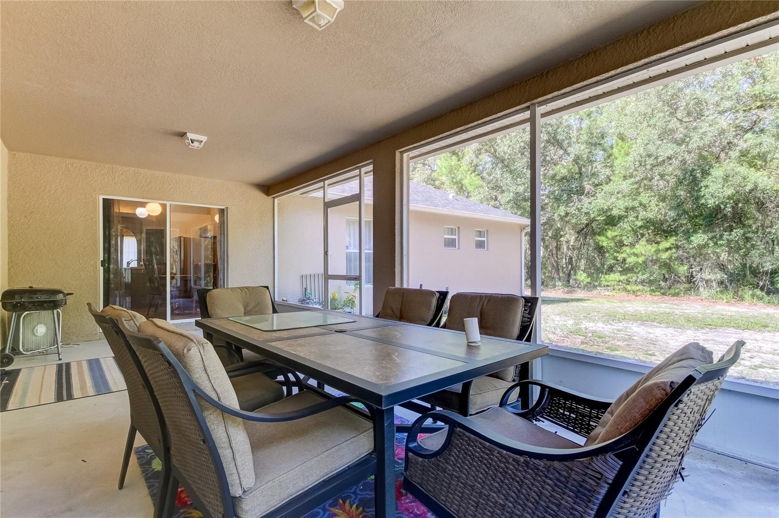 Screened Patio