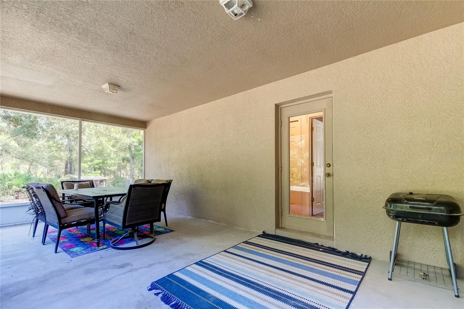 Screened Patio