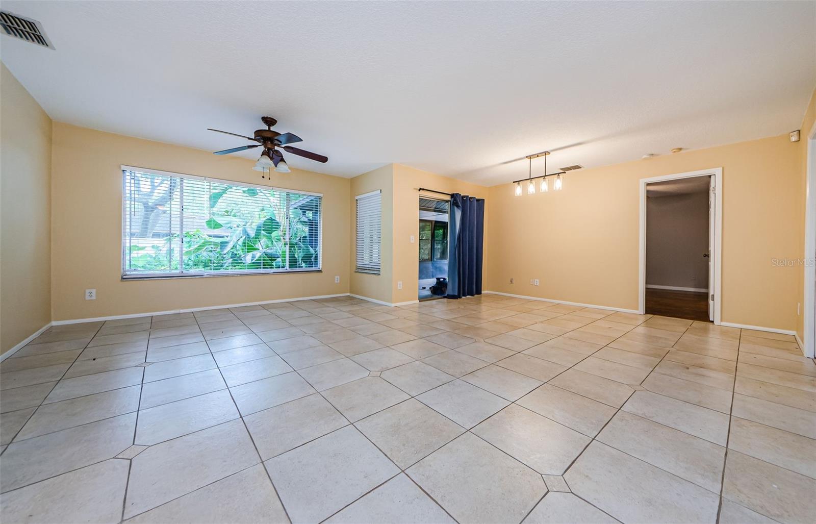 Living room and Dining Room are combined,