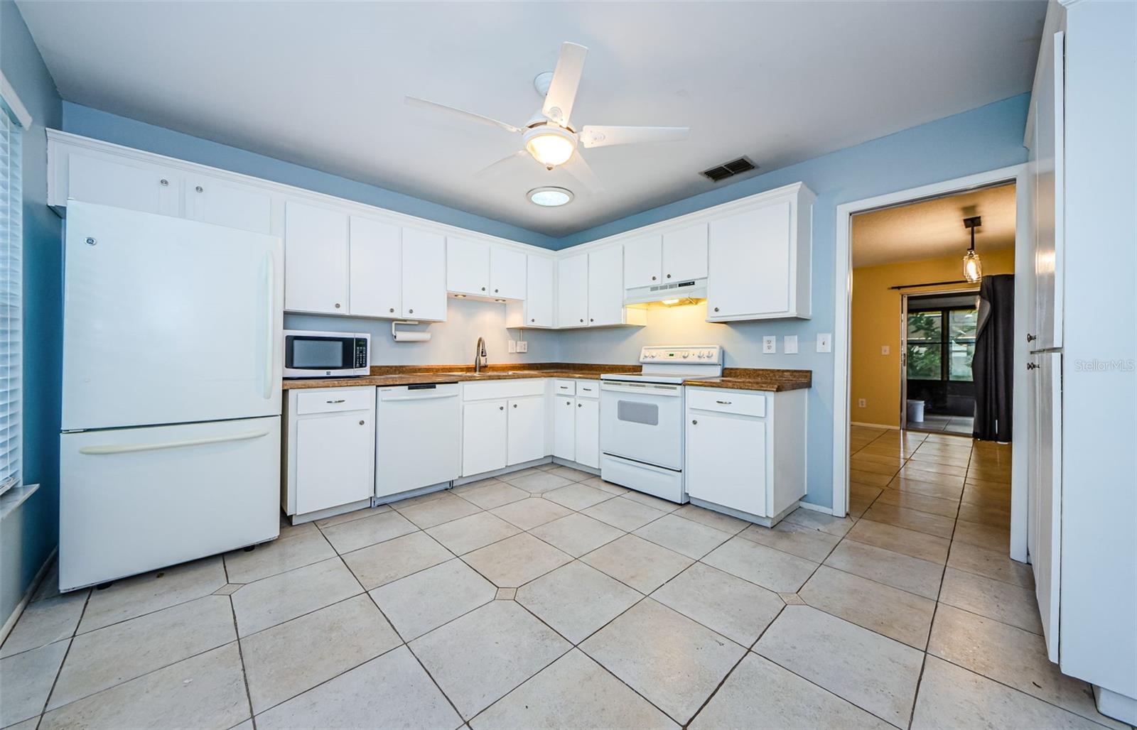 Kitchen Showing entry to Dining Room