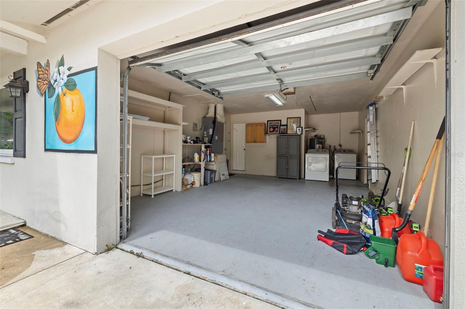 Room for your golf cart in the over-sized 1 car garage