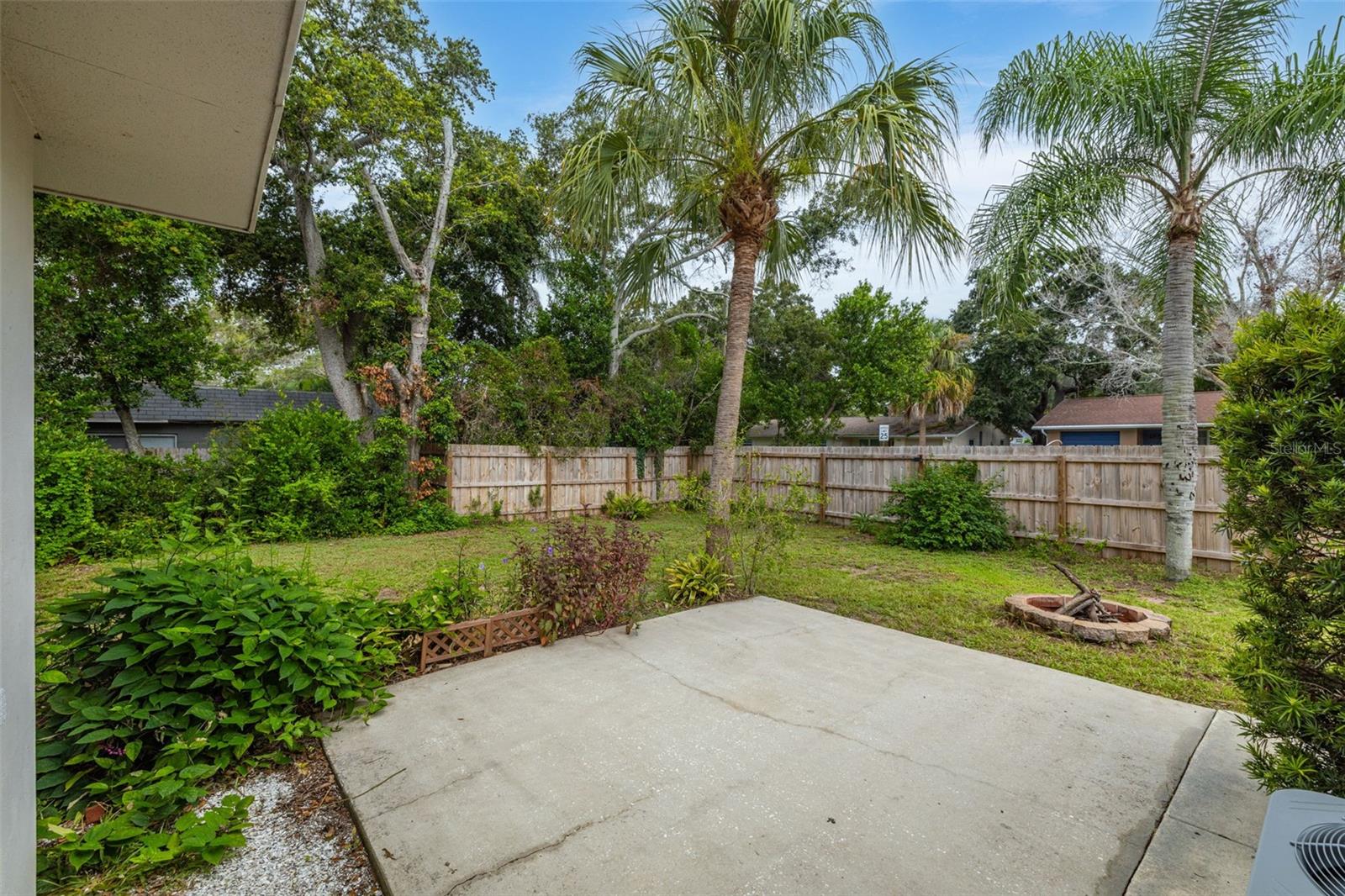 Large back yard for entertaining