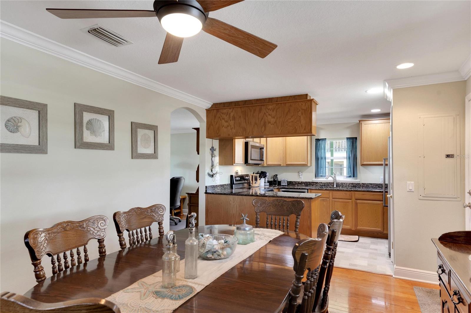 Dining Room to Kitchen View