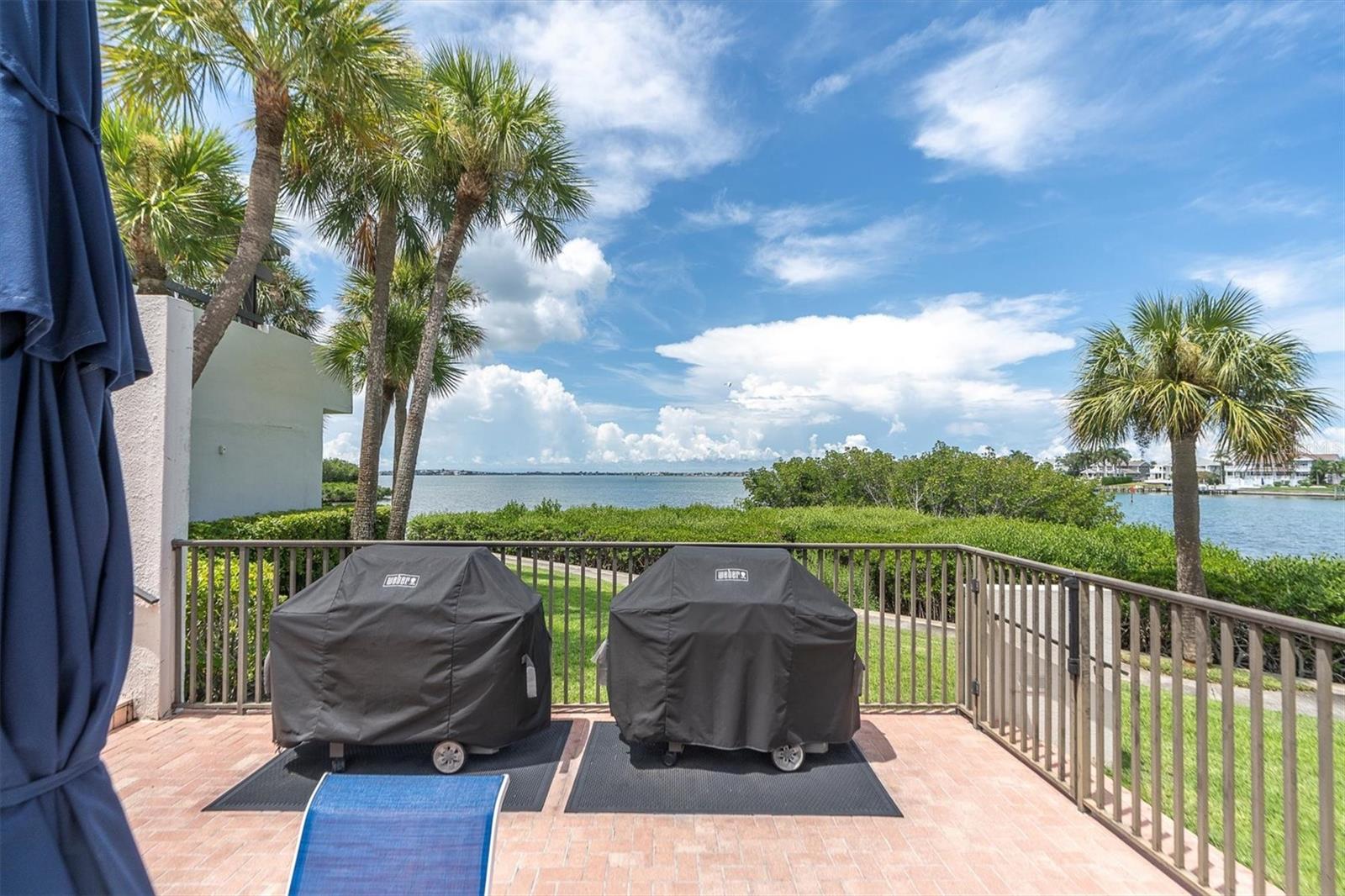 Outdoor Grilling Area